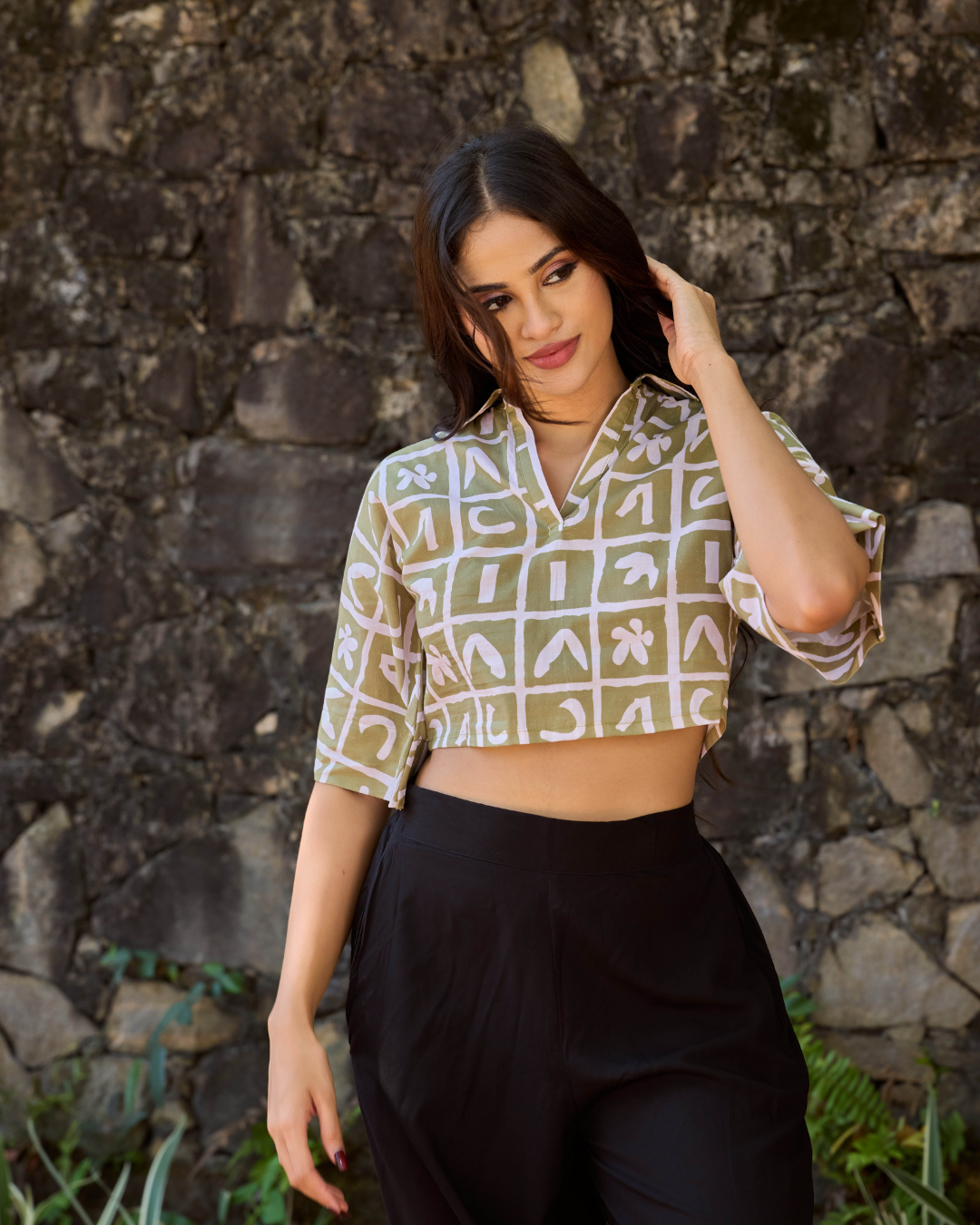 KISHO MODERN CROP TOP