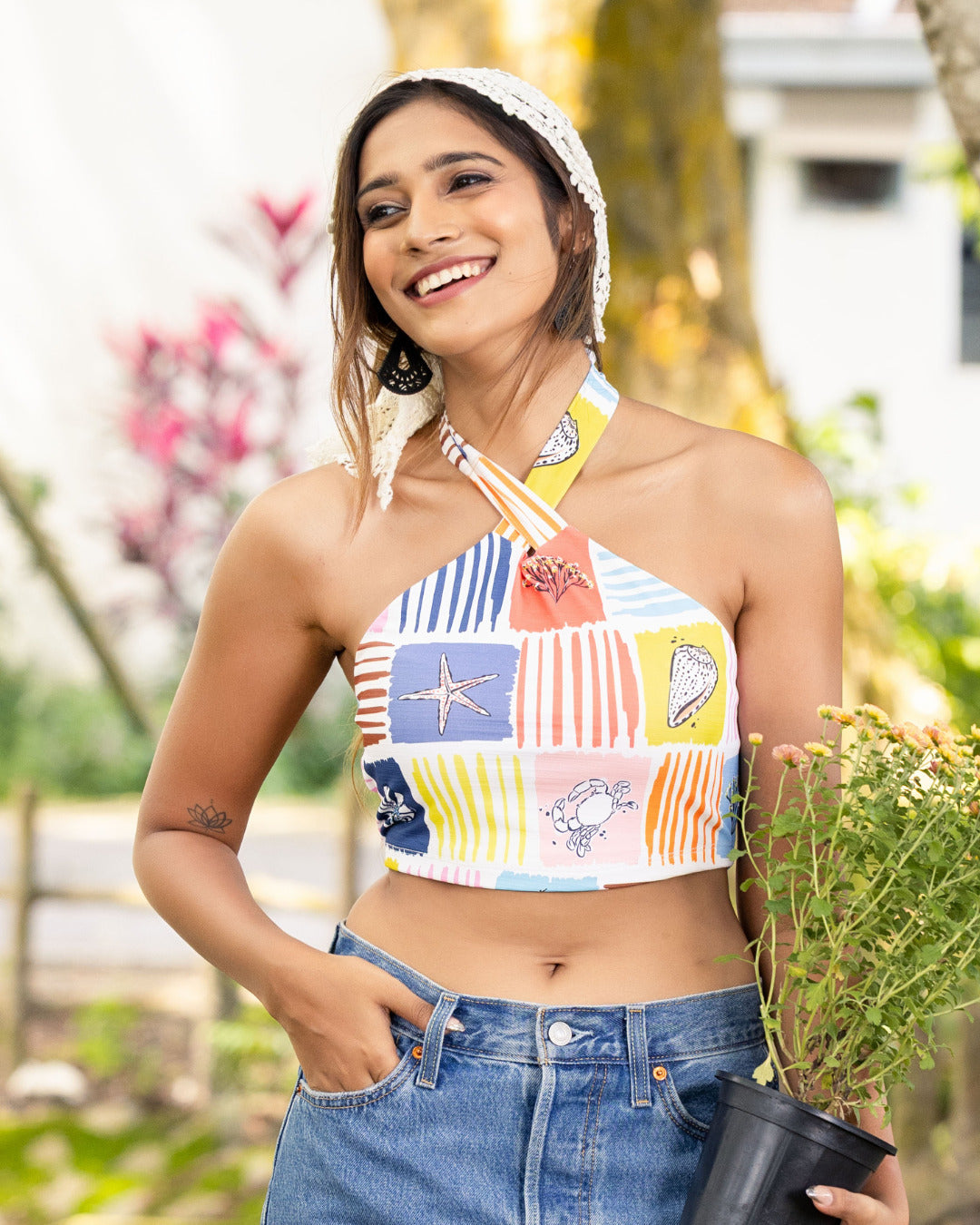 VIVIAN HALTER NECK CROP TOP