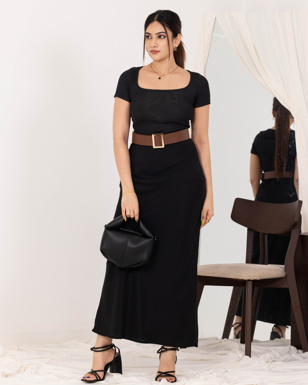 ISIDORA SHORT SLEEVE CROP TOP