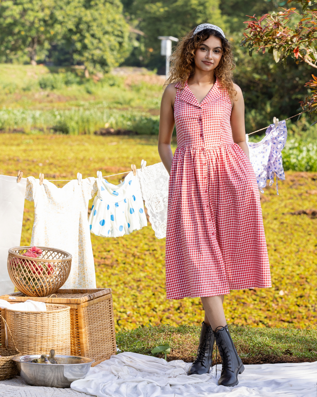 KEIRA RED COLLARED MIDI DRESS