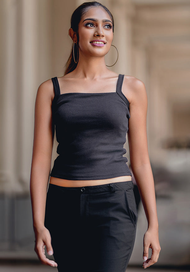 AVERY SQUARE NECK BLACK SKINNY