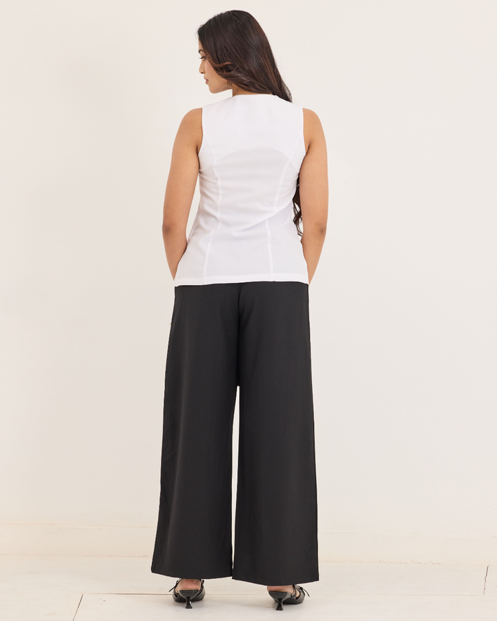 JANET SLEEVELESS WHITE WAISTCOAT