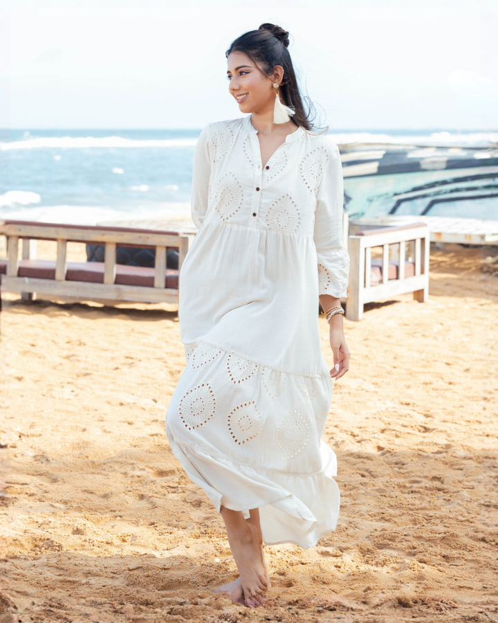 MIONA CUTLON OFF WHITE MAXI DRESS