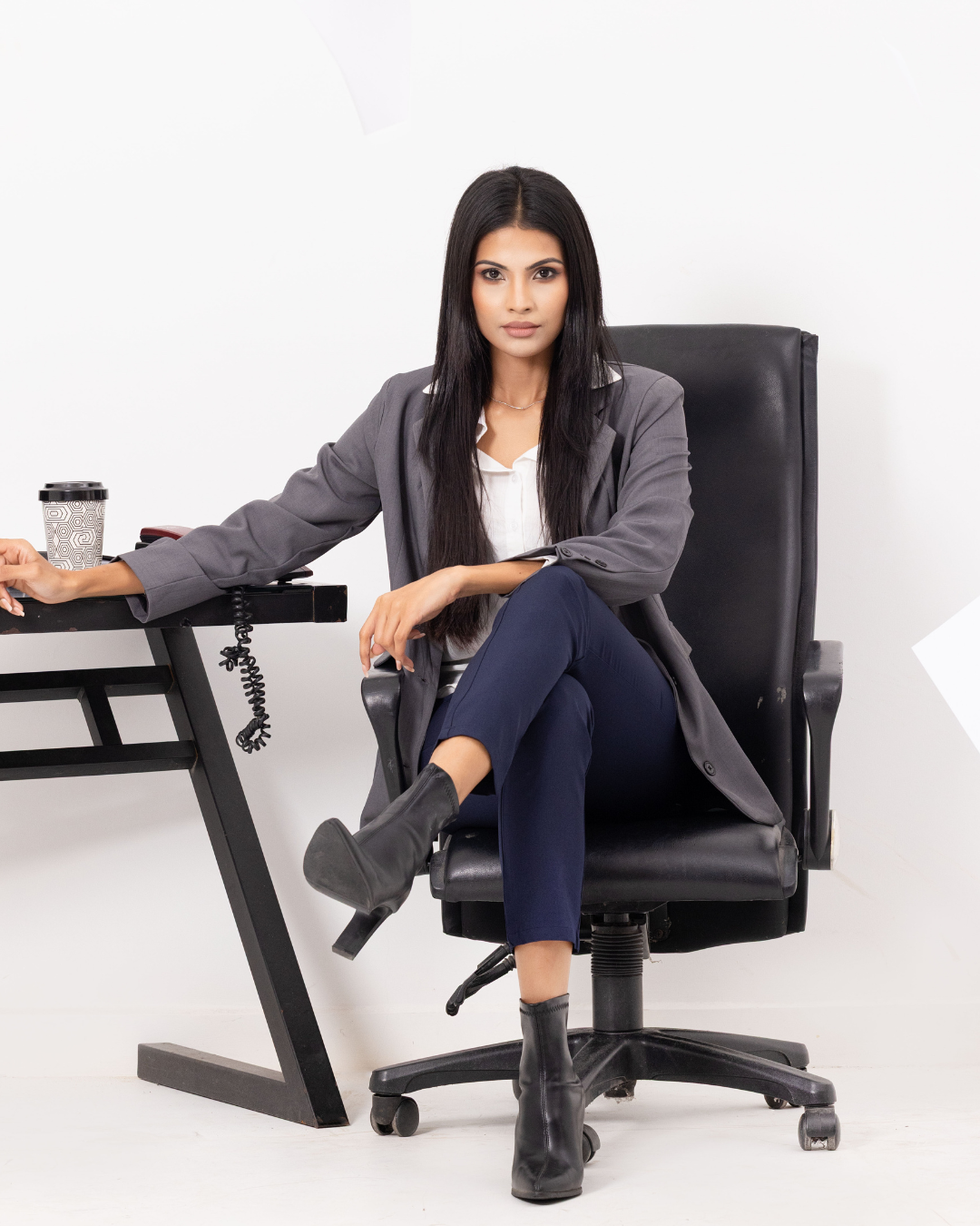 AMBUR PENCIL CUT OFFICE BLUE PANT