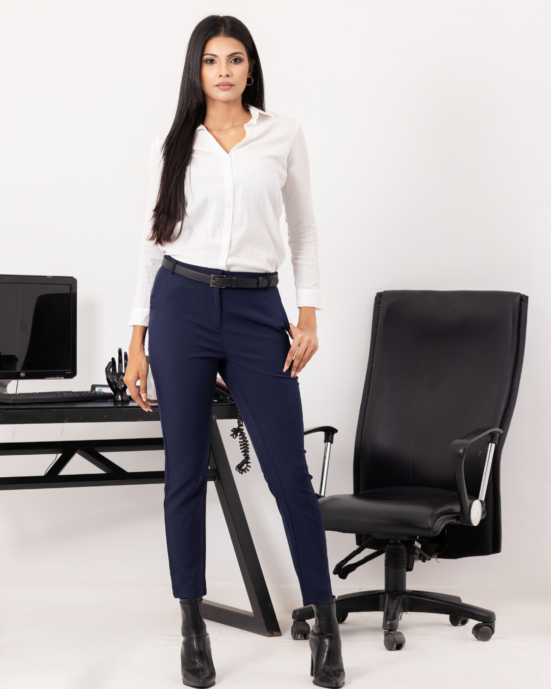 AMBUR PENCIL CUT OFFICE BLUE PANT