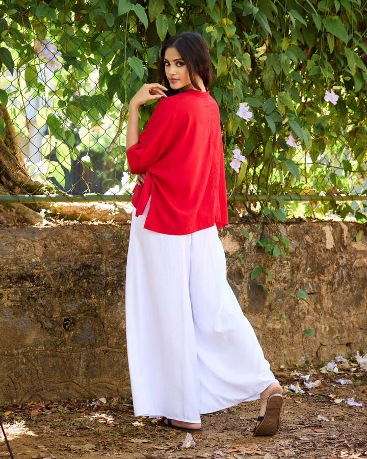 MOLLY V NECK OVERSIZED TOP