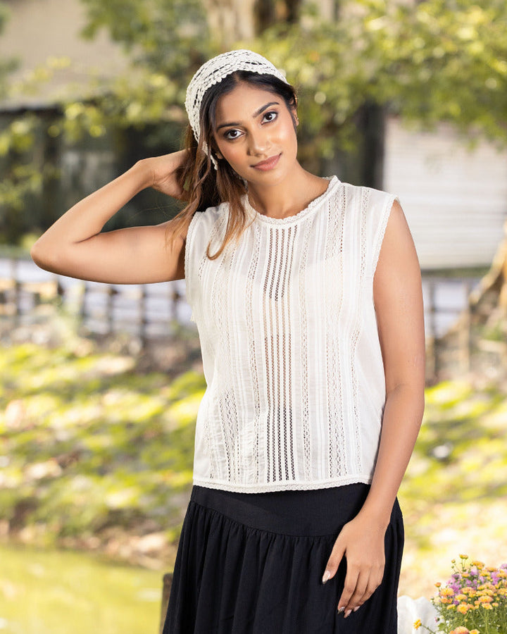 ALAYNA LACE TOP
