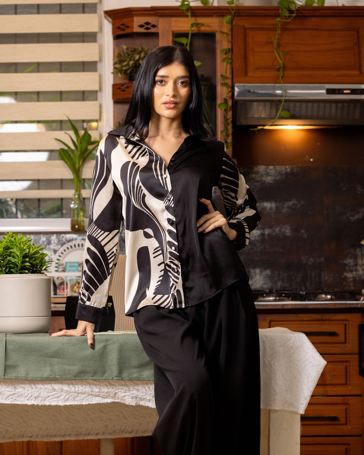 NERIA LONG SLEEVED BLOUSE