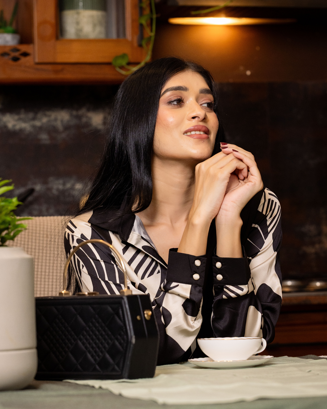 NERIA LONG SLEEVED BLOUSE