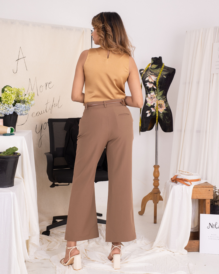 FRANCLIA GOLD SLEEVELESS TOP