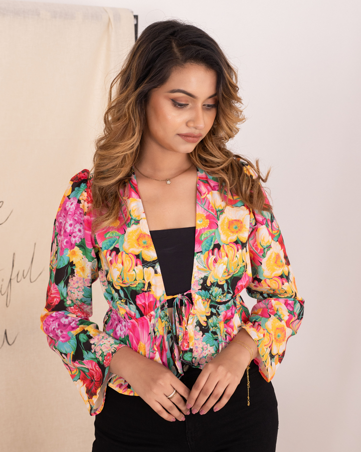 KLARA FLORAL V NECK TOP