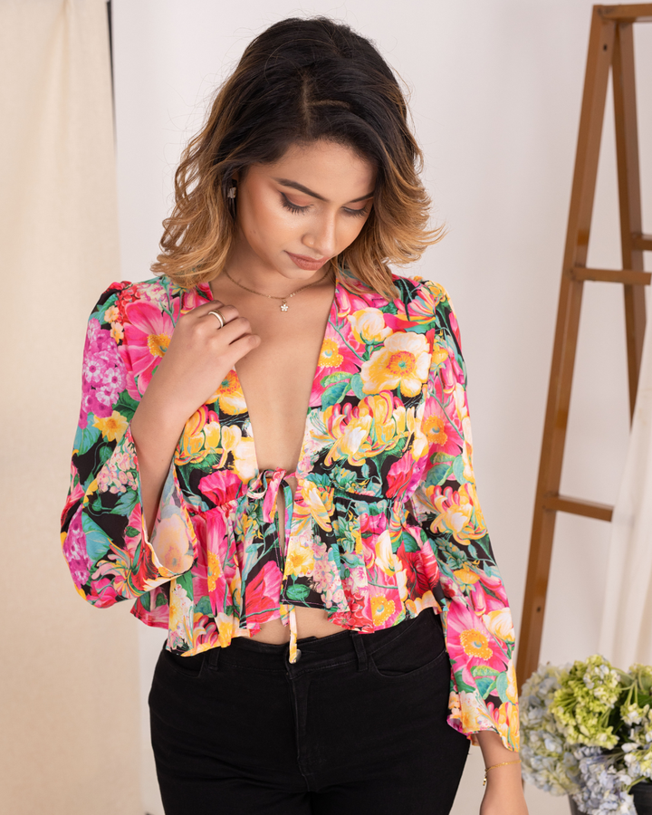 KLARA FLORAL V NECK TOP