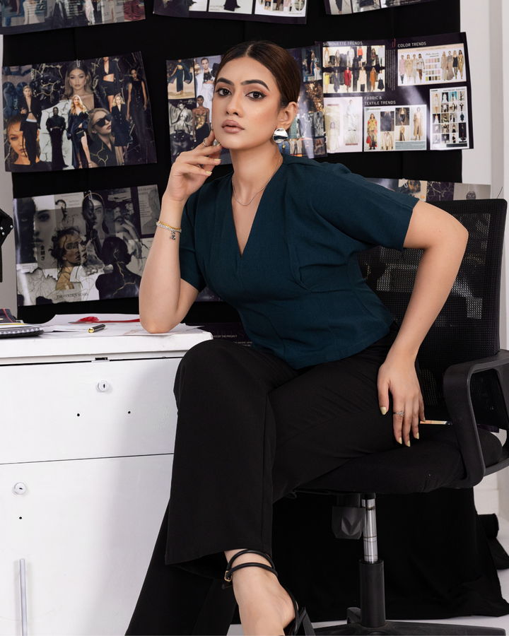 ANORA V NECK TEAL TOP