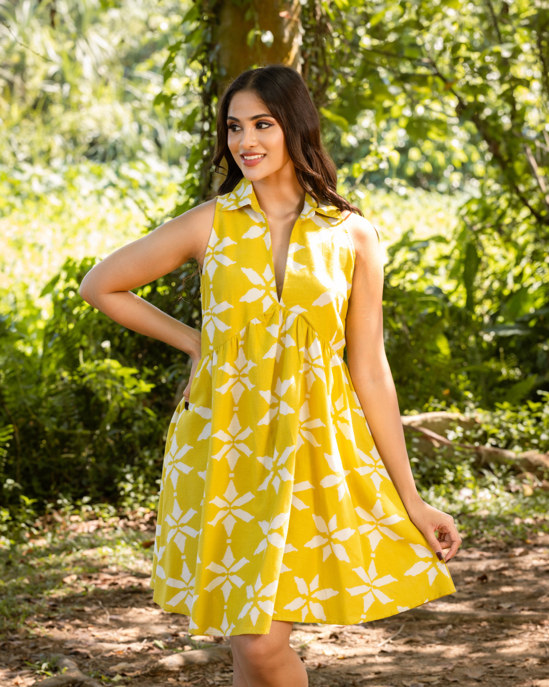 MIA SLEEVELESS YELLOW PRINT DRESS