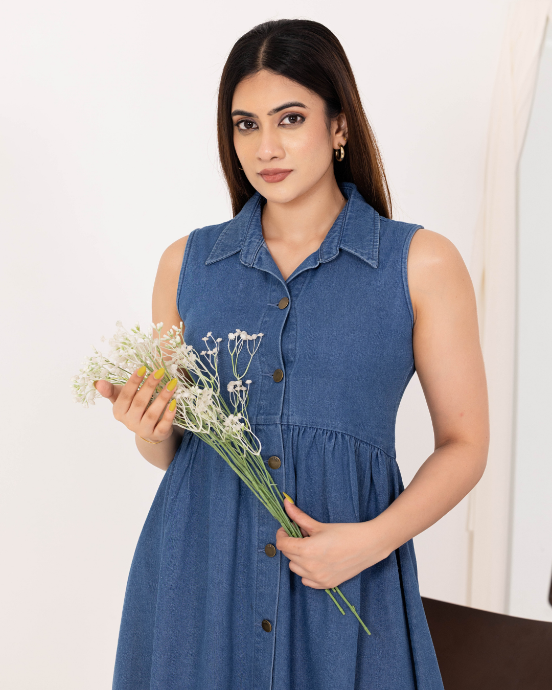 ALEENA BUTTON FRONT SHORT DRESS
