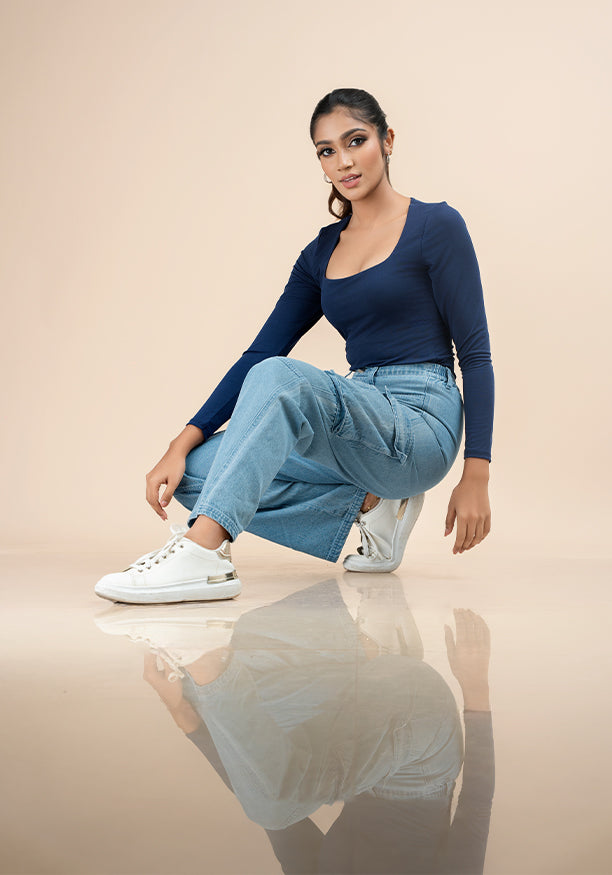 BLOSSOM SCOOP NECK T SHIRT