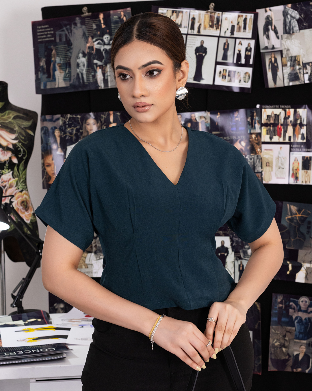 ANORA V NECK TEAL TOP