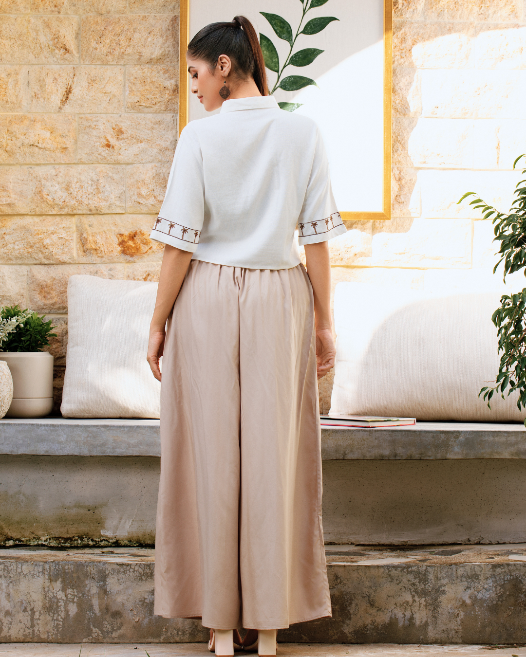 ZOEY BACK ELASTIC BEIGE PANT