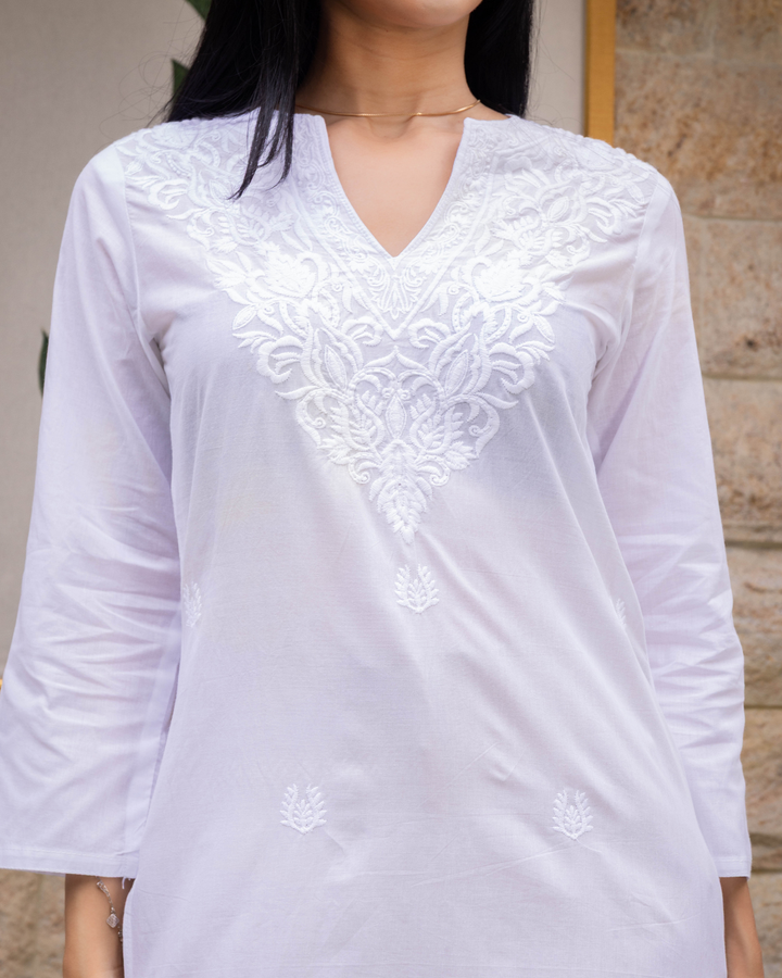 ZAYLA WHITE LONG KURTHA TOP