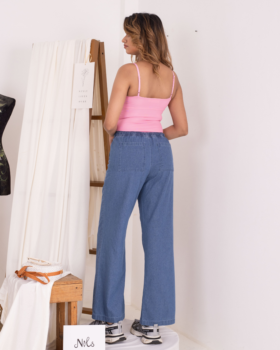 DALEYZA ELASTIC WAIST L/B DENIM PANT