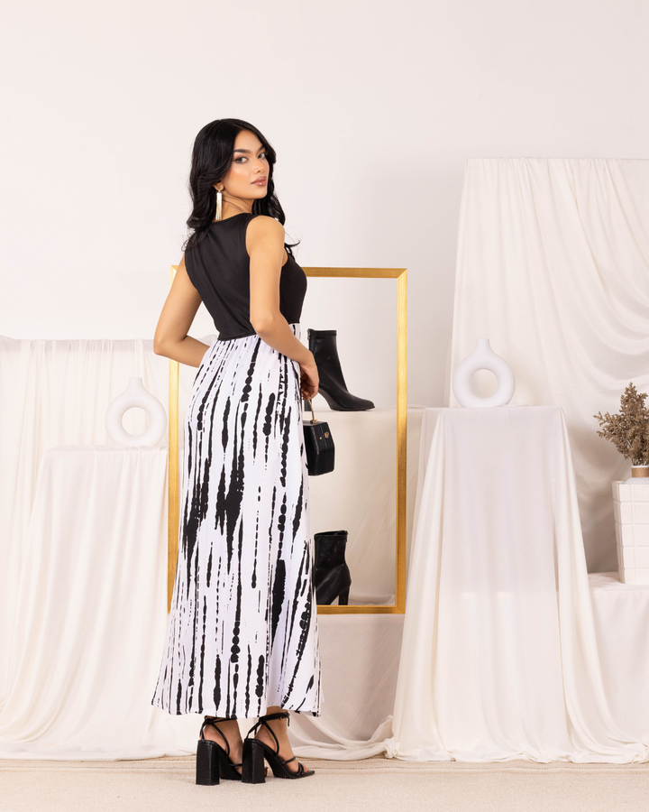 ANASTASIA SLEEVELESS MAXI DRESS