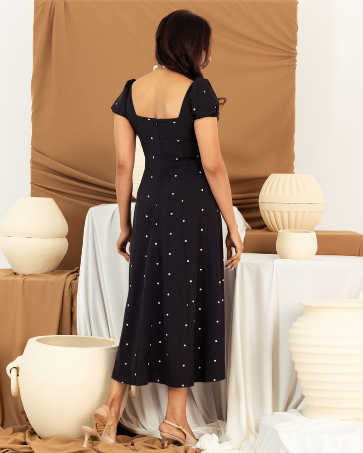 ELORA BLACK SWEETHEART SLIT DRESS