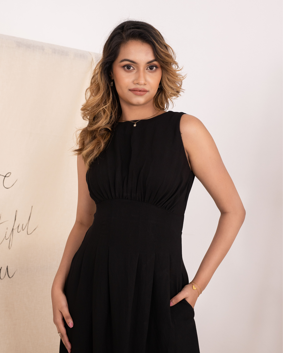 NAYRA BLACK MAXI DRESS