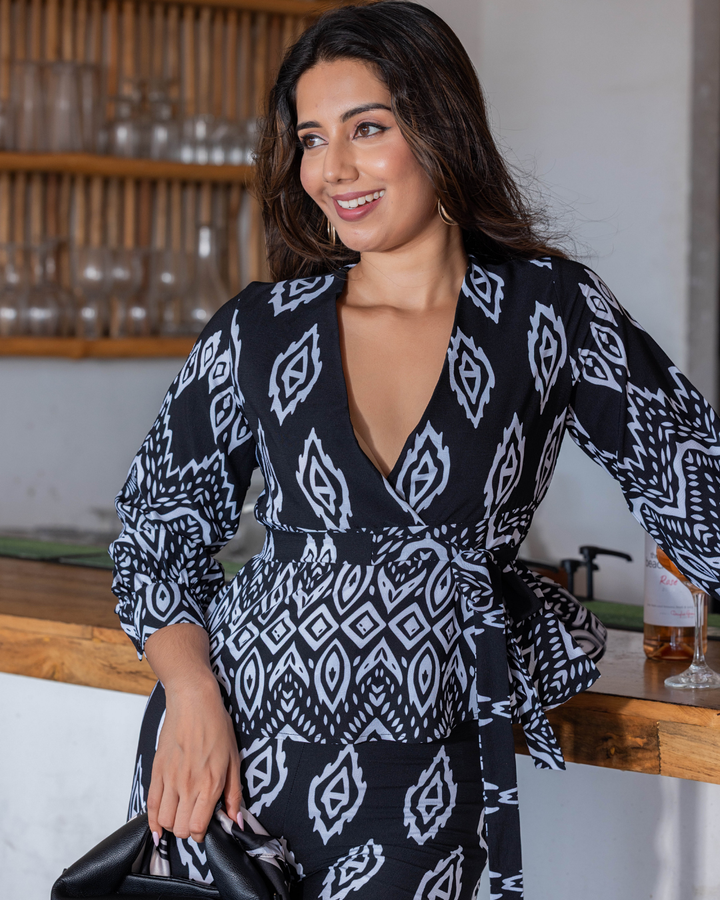 BIANCA PRINTED BLACK TOP