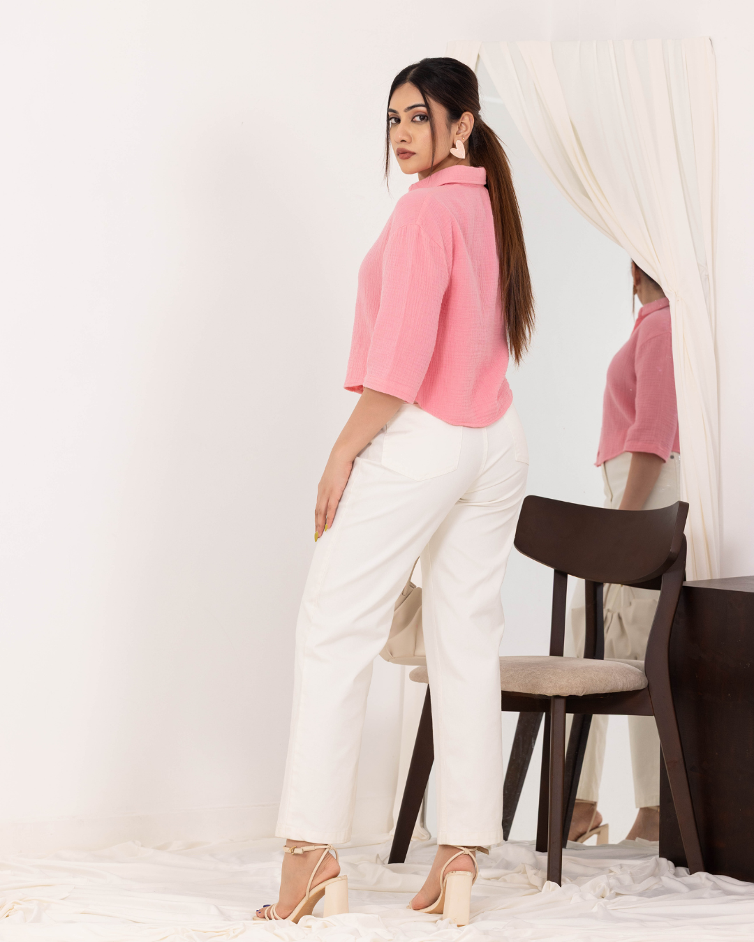 ZERAH SHORT SLEEVE CROP TOP