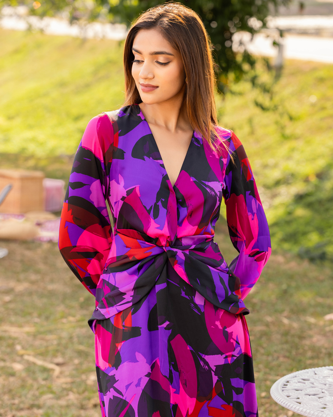 CIERRA DEEP V NECK DRESS