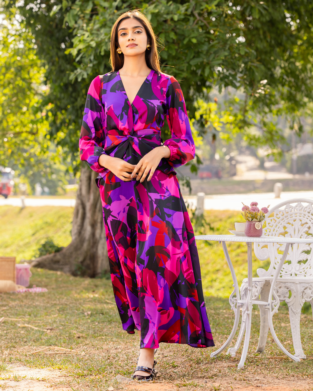 CIERRA DEEP V NECK DRESS