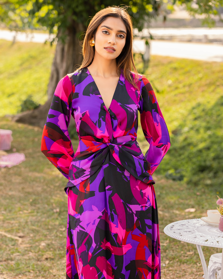 CIERRA DEEP V NECK DRESS