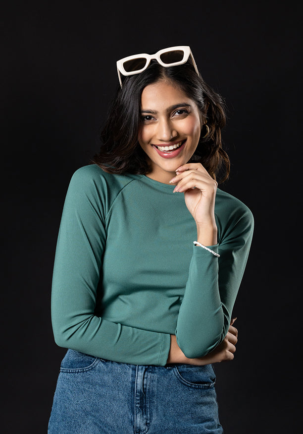 EDITH GREEN LONG SLEEVE TSHIRT