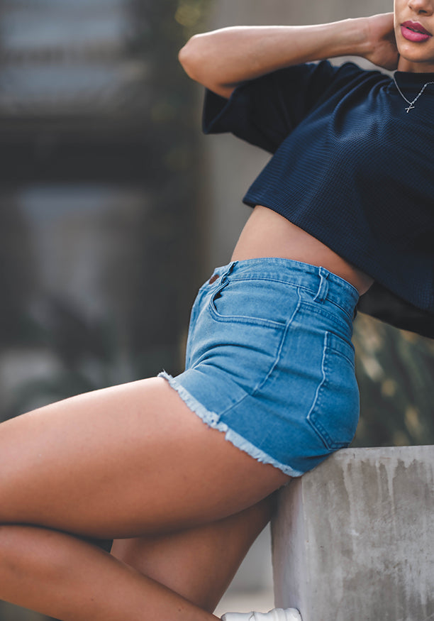 DARK BLUE DENIM HOT SHORT
