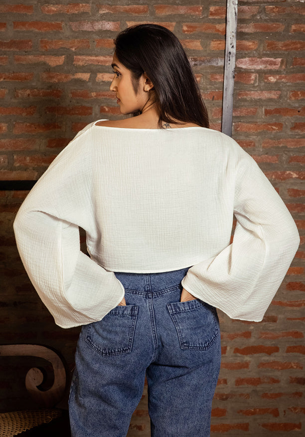 ALESSIYA WHITE WIDE SLEEVE CROP TOP