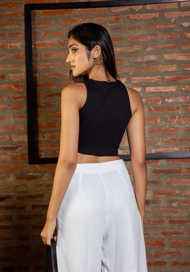 SOYA SHOLDER BLACK CUT OUT CROP TOP