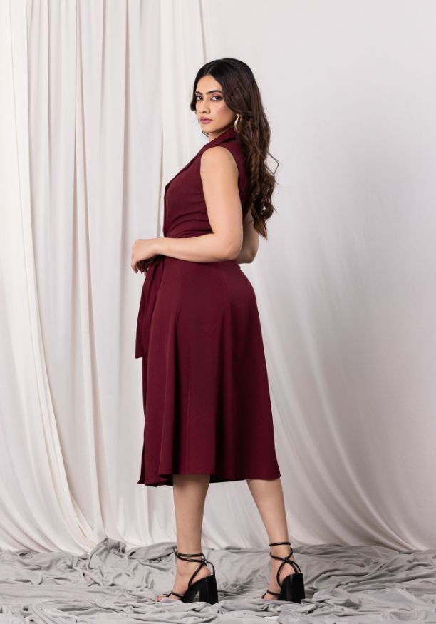 KATEY SLEEVELESS MAROON DRESS 
