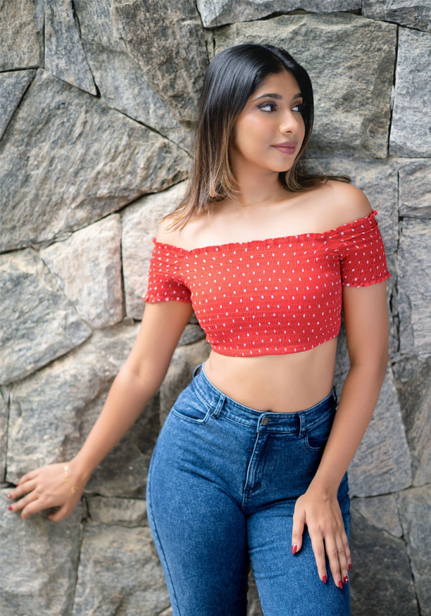 ZION DOTTED RED CROP BLOUSE