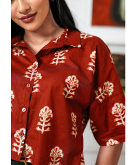 AMELIA BROWN CROP SHIRT