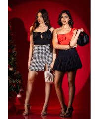 PETRIA BLACK ONE SHOULDER CROP TOP