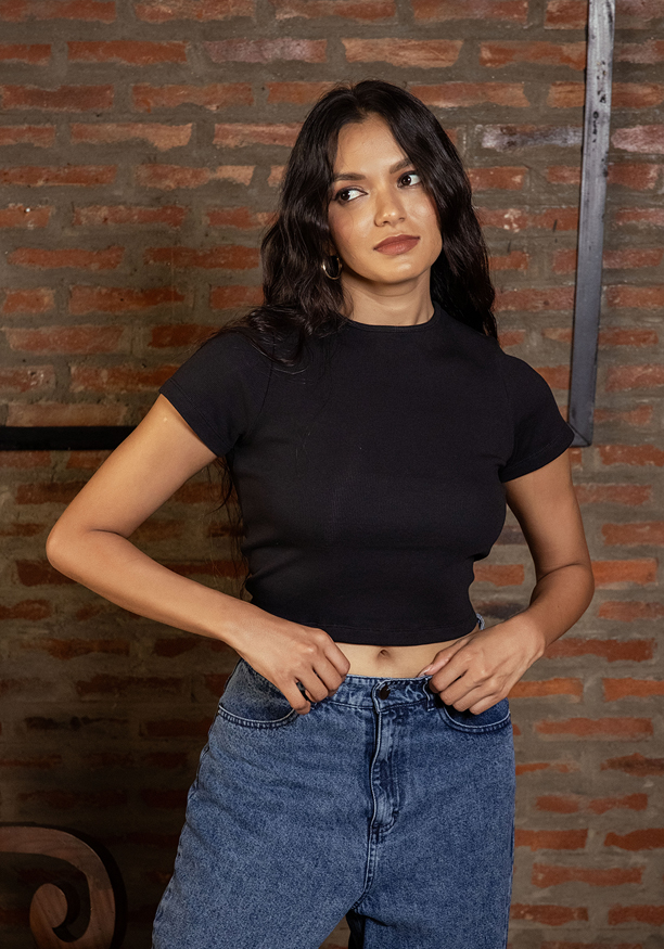 CLAUDIA BLACK CROP T SHIRT Nilsonline