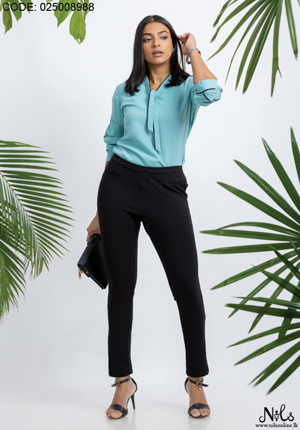 HAYLEY CONTRAST TOP