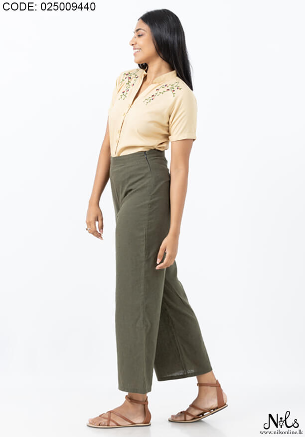 FRONT EMBROIDERY BLOUSE