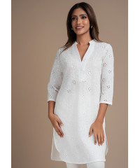 MARLYN WHITE KURTHA