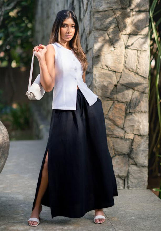 JANET SLEEVELESS WHITE BLOUSE Nilsonline