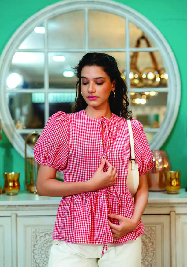 ANDREA FRONT KNOT BLOUSE