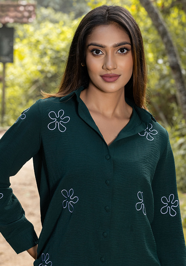 ZERAH WHITE EMB GREEN BLOUSE 