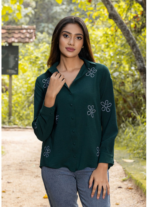 ZERAH WHITE EMB GREEN BLOUSE ZERAH WHITE EMB GREEN BLOUSE
