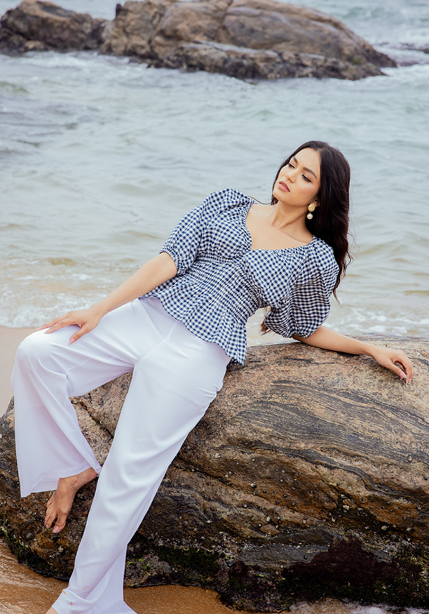 JULIA BLUE & WHITE PUFF SLEEVE BLOUSE Nilsonline