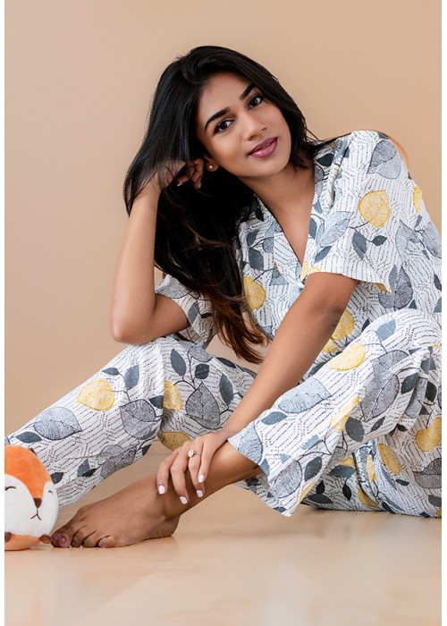 NIA ASH LEAF PRINTED PIJAMA SET